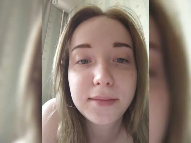 Live sex webcam photo for Ariel006 #273071546