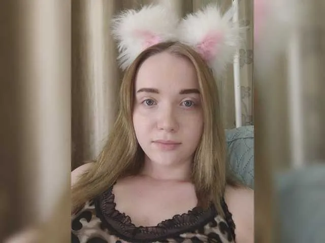 Live sex webcam photo for Ariel006 #273255485