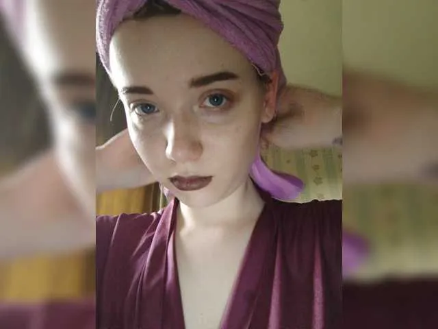 Live sex webcam photo for Ariel006 #273282031