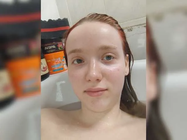 Live sex webcam photo for Ariel006 #273337705