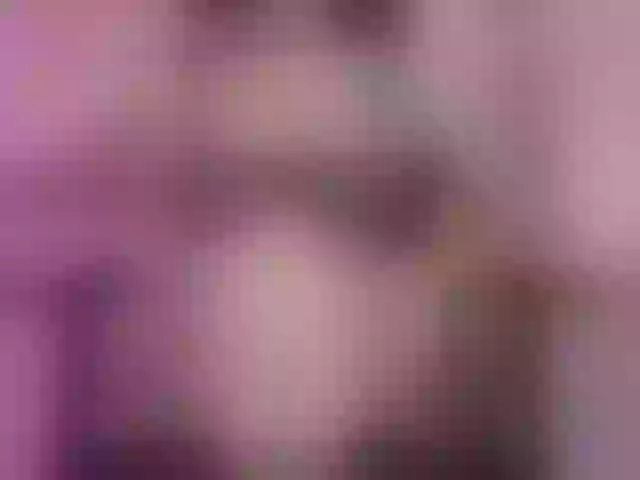 Live sex webcam photo for ArielMoore #292065668