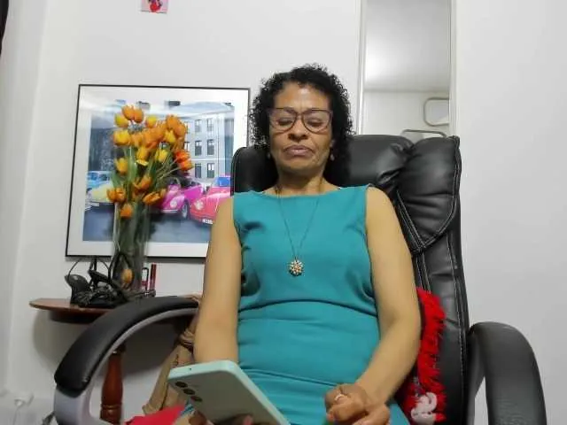 Live sex webcam photo for Aries-Mature #292208271