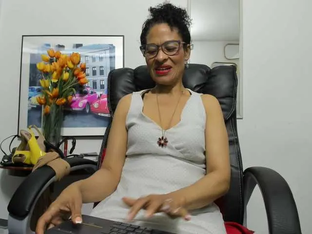 Live sex webcam photo for Aries-Mature #292231475