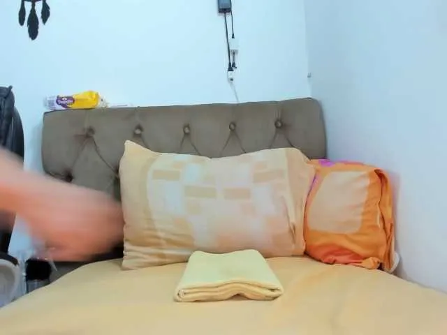 Live sex webcam photo for Aries-Mature #292329861