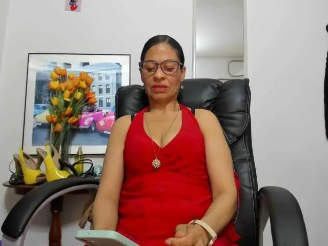 Live sex webcam photo for Aries-Mature #292364949