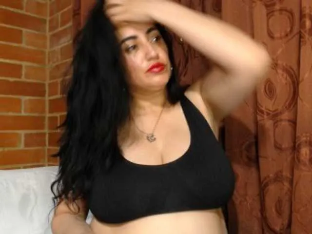 Live sex webcam photo for Aries-arial #275537544