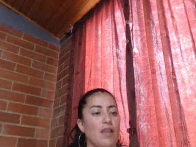 Live sex webcam photo for Aries-arial #275621191