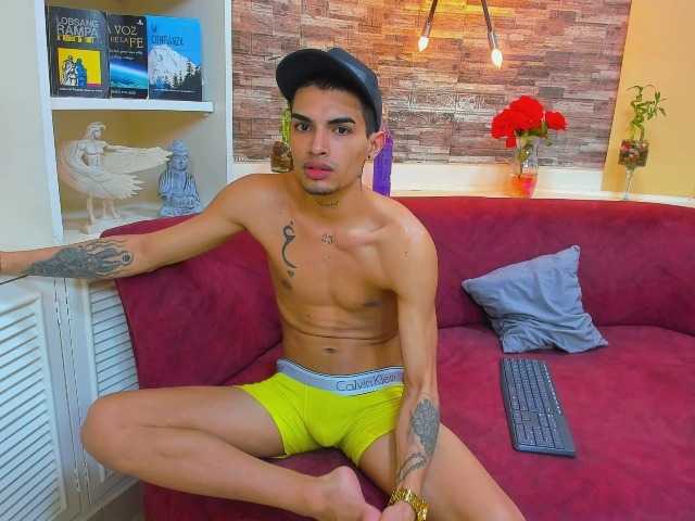 Live sex webcam photo for AriesxKing #290283165