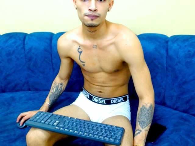 Live sex webcam photo for AriesxKing #290345042
