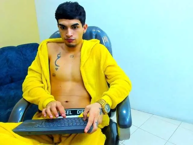 Live sex webcam photo for AriesxKing #291165213
