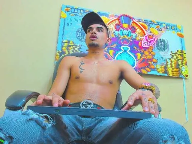 Live sex webcam photo for AriesxKing #291229564