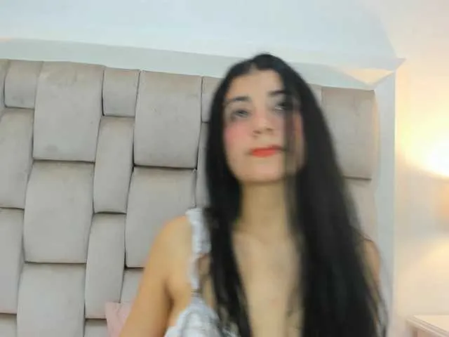 Live sex webcam photo for Ariiel-Castillo #275938701