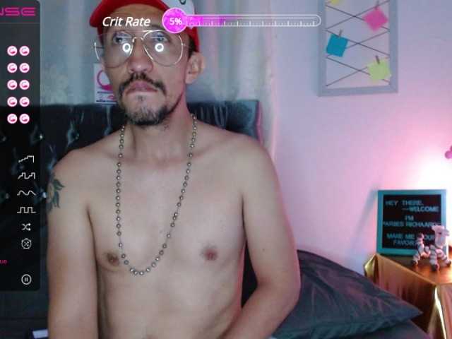 Live sex webcam photo for AriiesRichaards #276025619