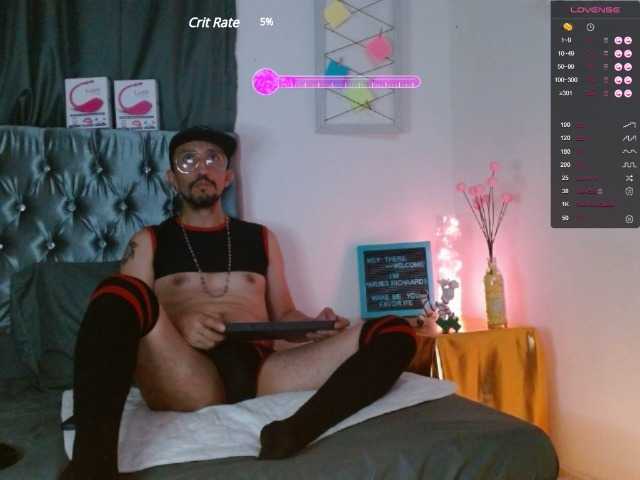 Live sex webcam photo for AriiesRichaards #276068802