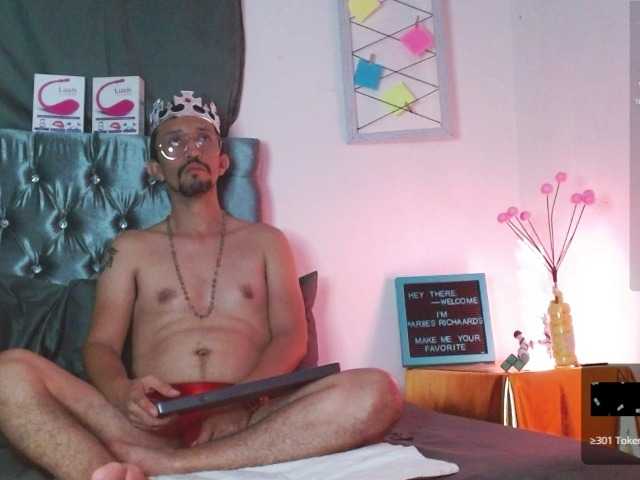 Live sex webcam photo for AriiesRichaards #276127927