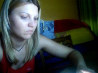 Live sex webcam photo for Arina250 #197989830