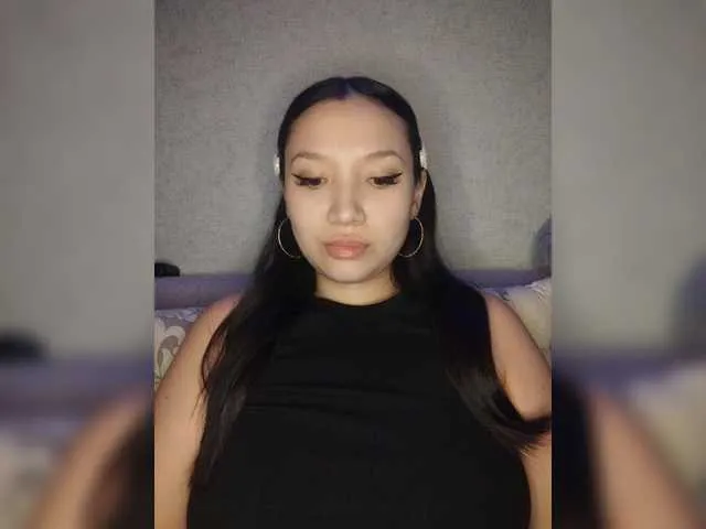 Live sex webcam photo for Arina979797 #290419326