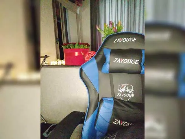 Live sex webcam photo for Arina979797 #290636230