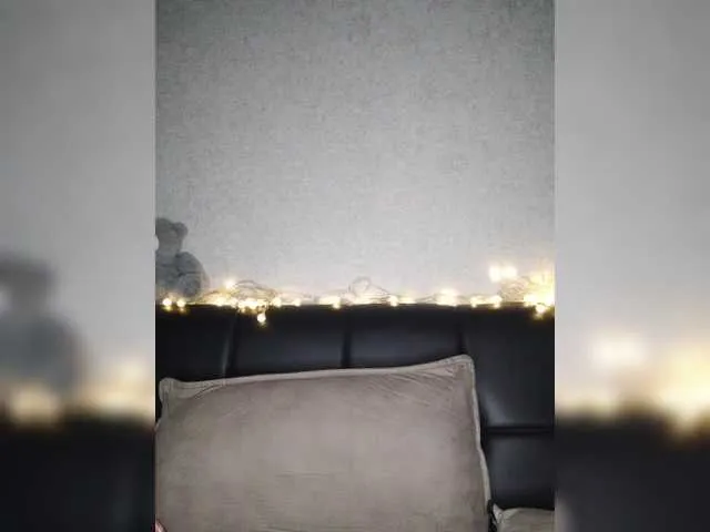 Live sex webcam photo for Arina979797 #290955685