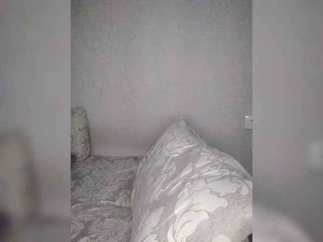 Live sex webcam photo for Arina979797 #291284362