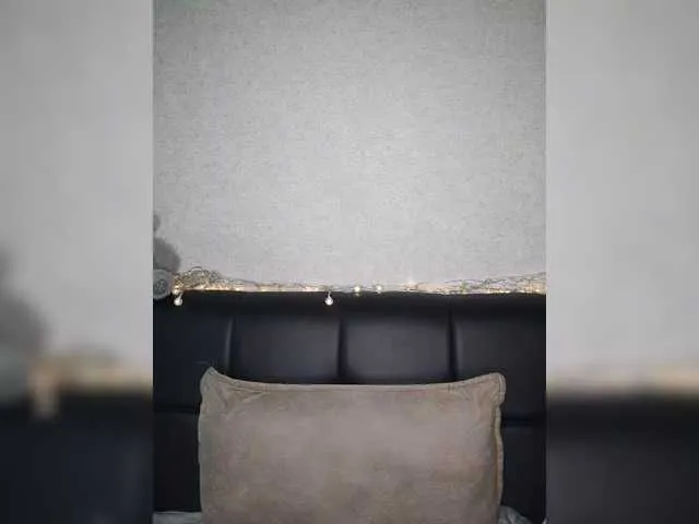 Live sex webcam photo for Arina979797 #291446948