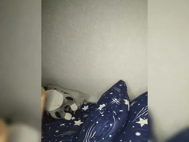 Live sex webcam photo for Arina979797 #292104060