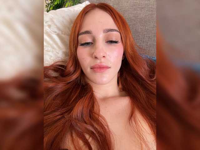 Live sex webcam photo for ArinaSmile #294152577