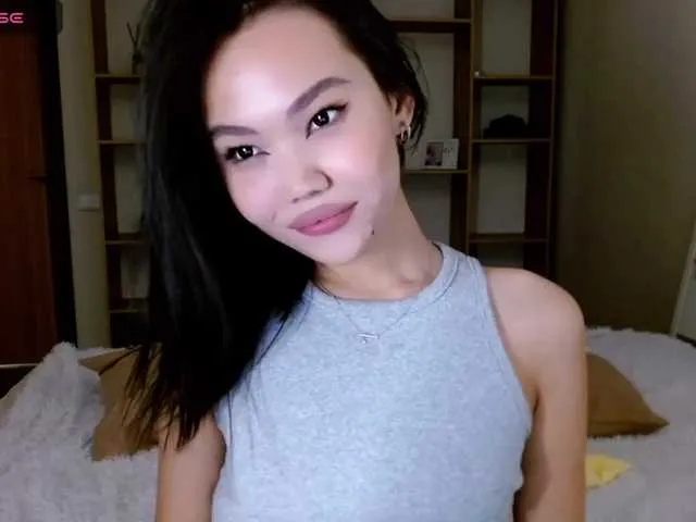 Live sex webcam photo for Arinxxo #288043704