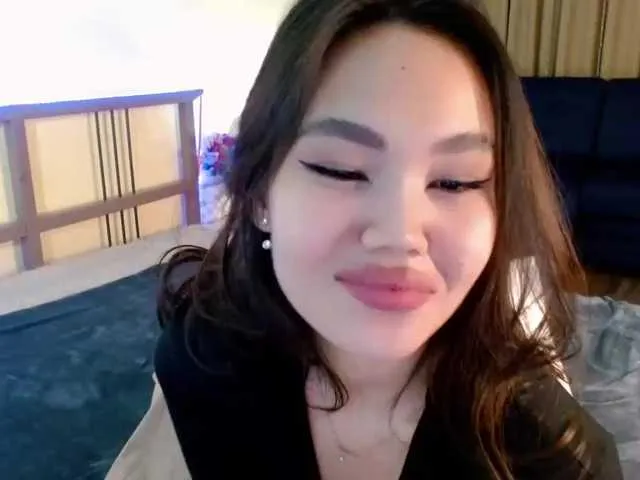 Live sex webcam photo for Arinxxo #288043778