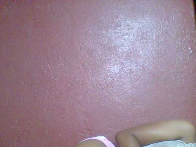 Live sex webcam photo for Arisoah #277327345