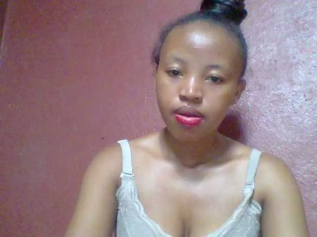 Live sex webcam photo for Arisoah #277398927