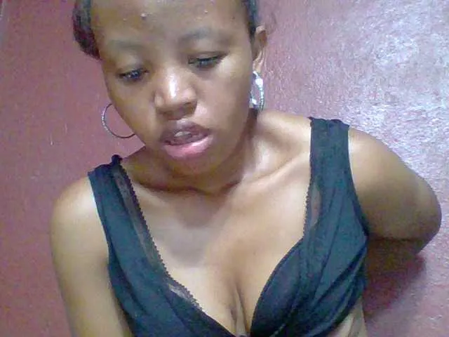 Live sex webcam photo for Arisoah #277426896