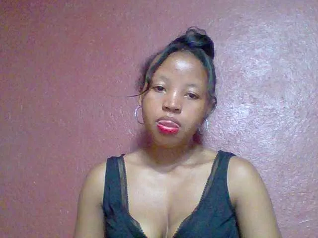 Live sex webcam photo for Arisoah #277434100