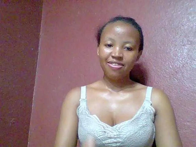 Live sex webcam photo for Arisoah #277443713