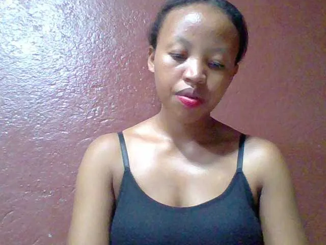 Live sex webcam photo for Arisoah #277474536