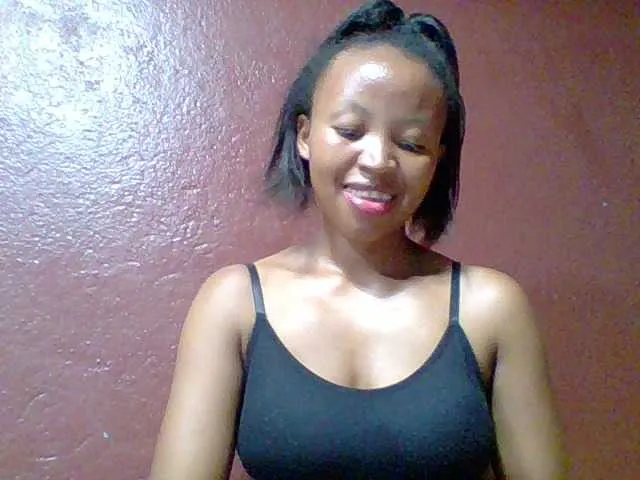 Live sex webcam photo for Arisoah #277482990