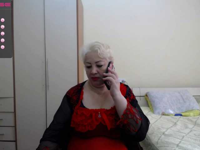 Live sex webcam photo for ArlinaBBW #272340194