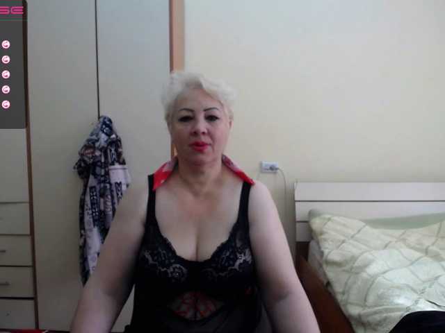 Live sex webcam photo for ArlinaBBW #272433559