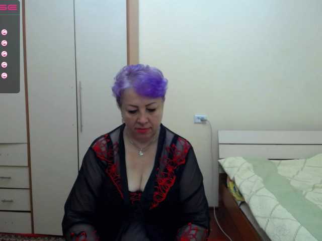 Live sex webcam photo for ArlinaBBW #272876210