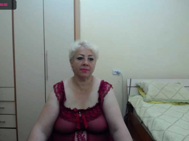 Live sex webcam photo for ArlinaBBW #273149937