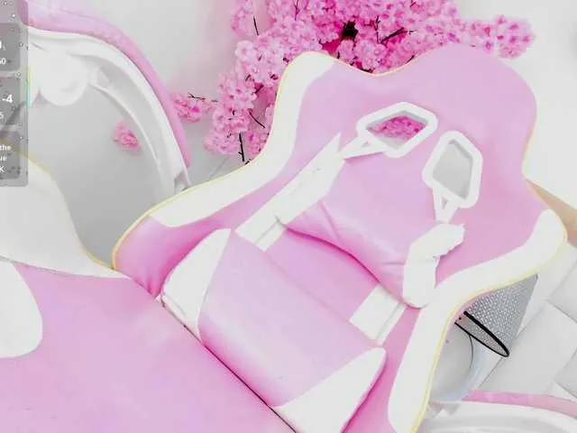 Live sex webcam photo for Arlinn #291046895