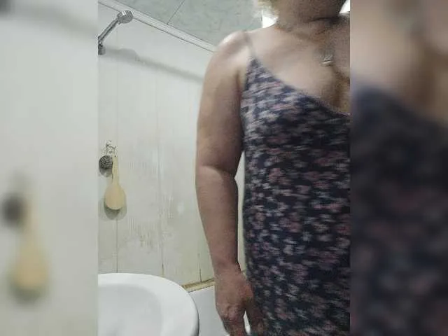 Live sex webcam photo for Arlisaac #273821981