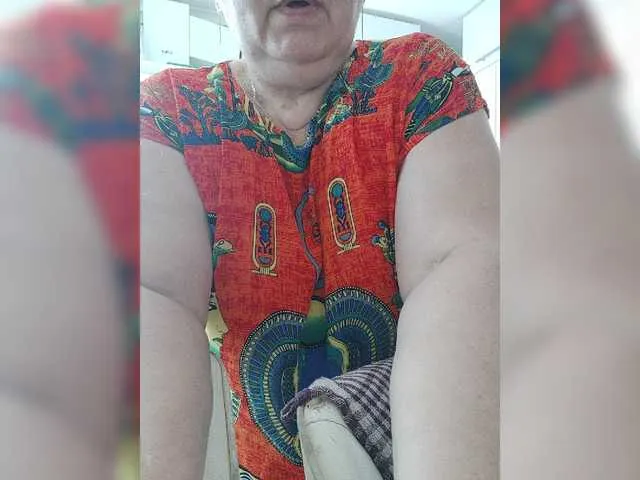 Live sex webcam photo for Arlisaac #275689529