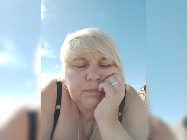 Live sex webcam photo for Arlisaac #277359409