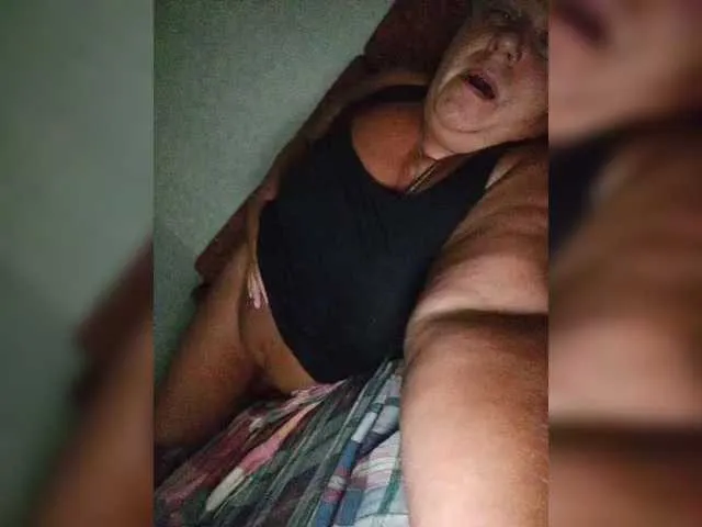 Live sex webcam photo for Arlisaac #285468808