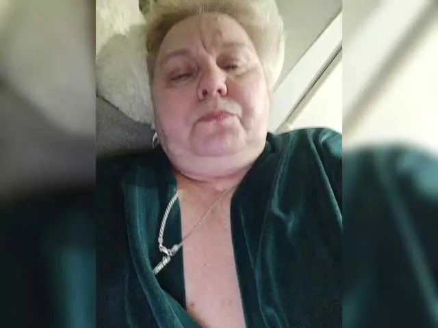 Live sex webcam photo for Arlisaac #290971837