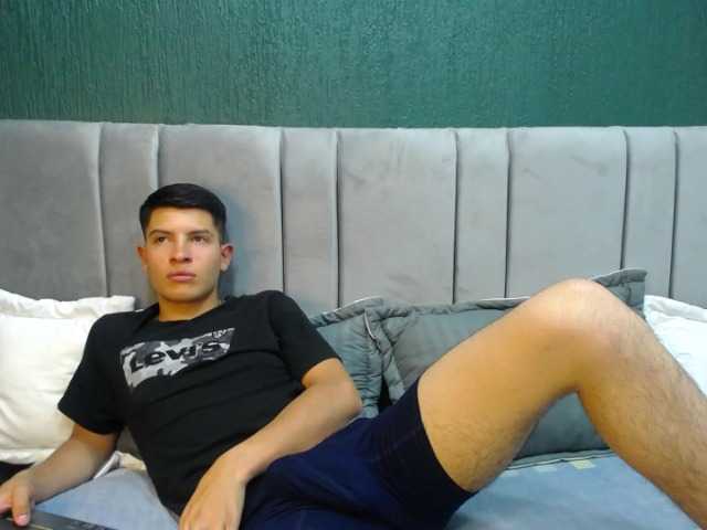 Live sex webcam photo for Arnolld- #276167071