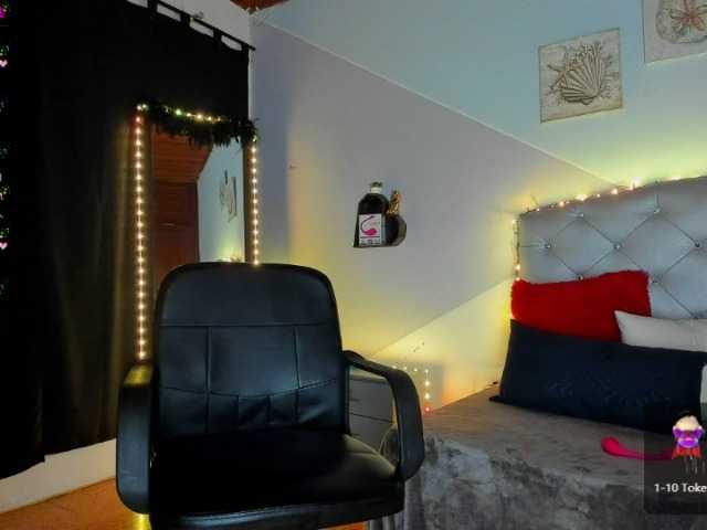 Live sex webcam photo for aron-cruz #273808249