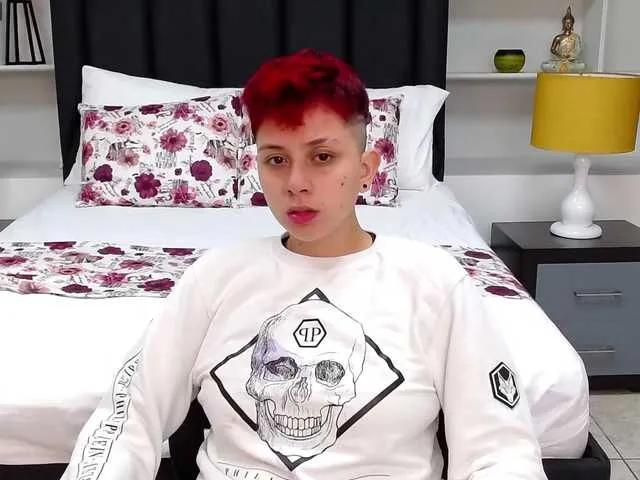 Live sex webcam photo for Aron-ftm #273525862