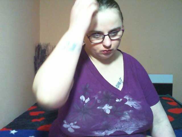 Live sex webcam photo for Arriana98 #272981995